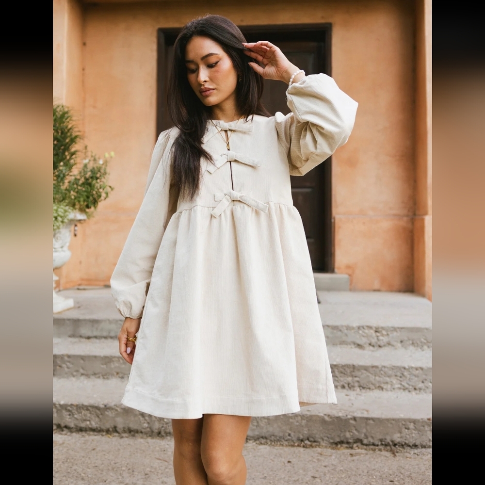 Bohme Elegant Cream Women's Dress